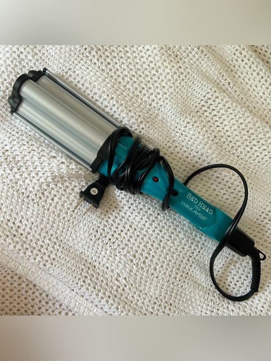 BedHead Other - BedHead Wave Artist Triple Barrel Waver - Teal